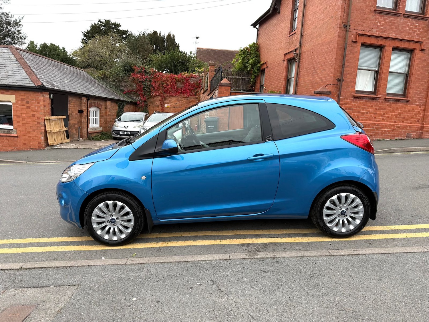 Used Ford Ka 2013 for sale - 76297390: Photo 2
