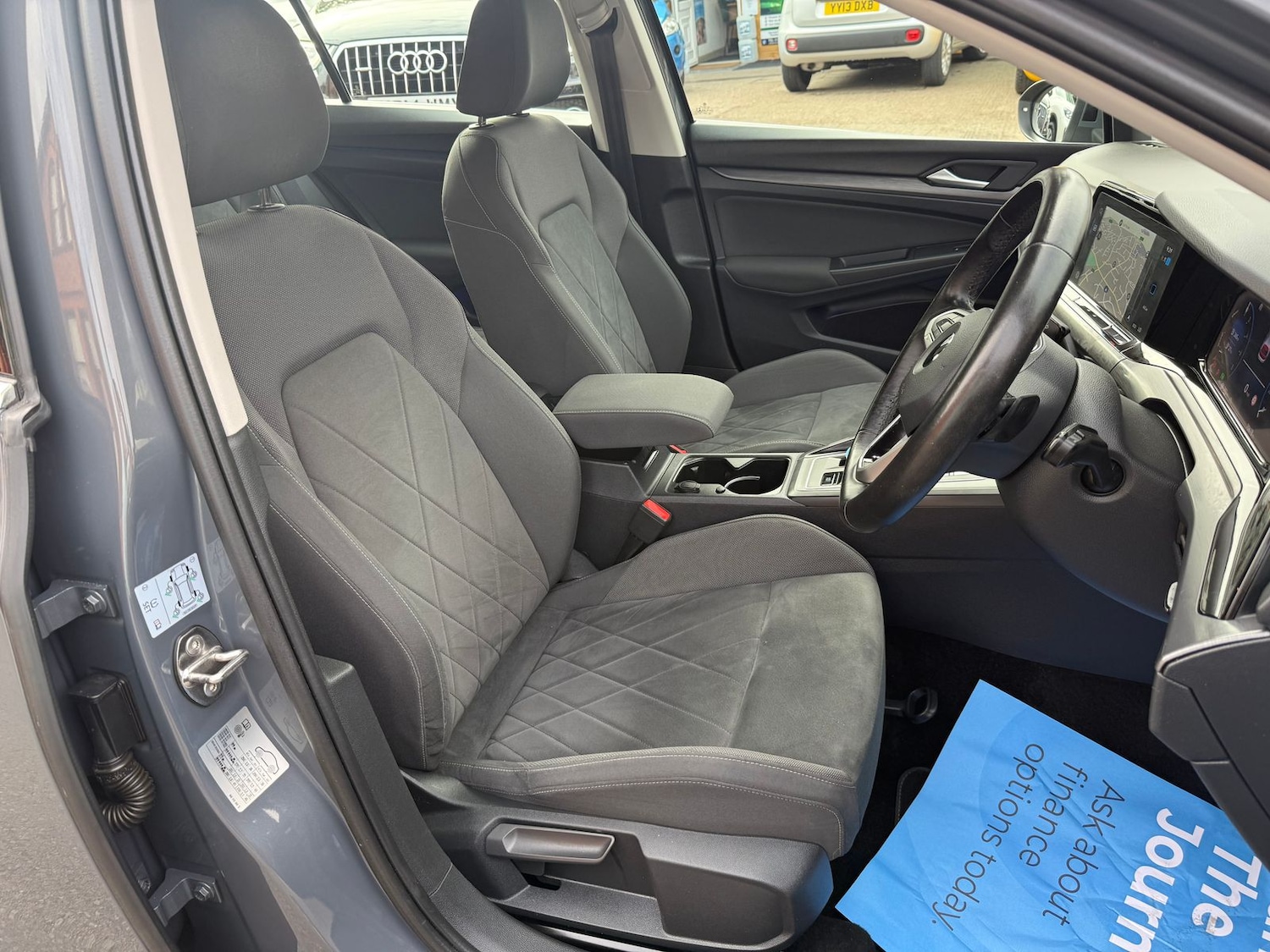 Used Volkswagen Golf 2022 for sale - 77333298: Photo 24