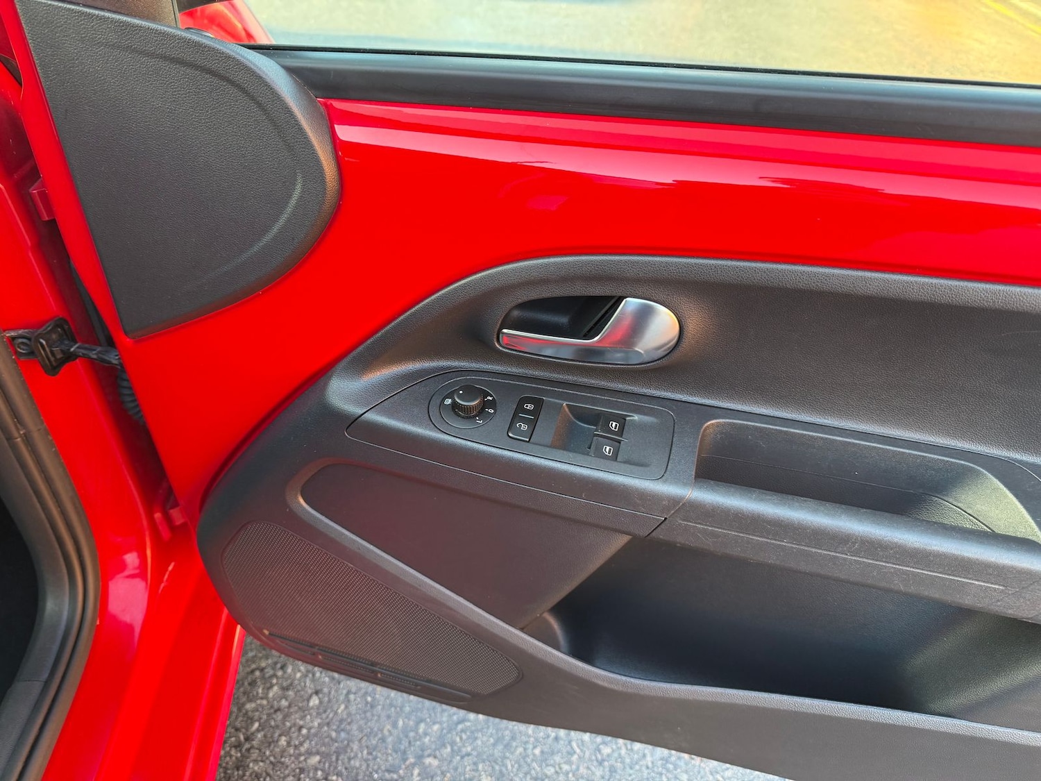 Used Volkswagen up! 2017 for sale - 77638220: Photo 23