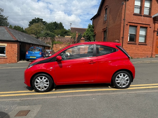 Used Toyota AYGO 2016 for sale - 75372945: Photo 13