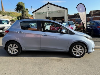 2011 - 1.33 VVT-i TR 5dr