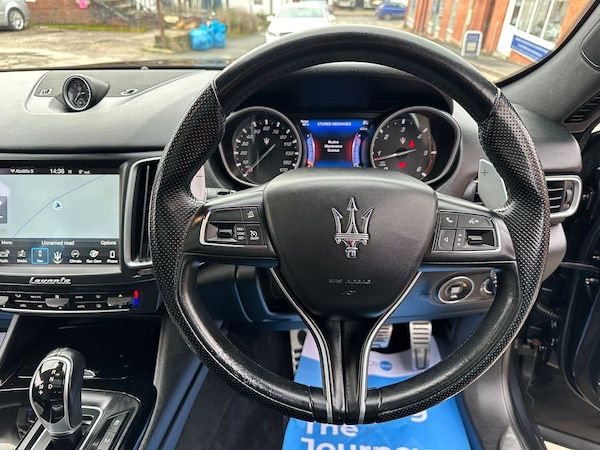 Used Maserati Levante 2016 for sale - 76022026: Photo 24