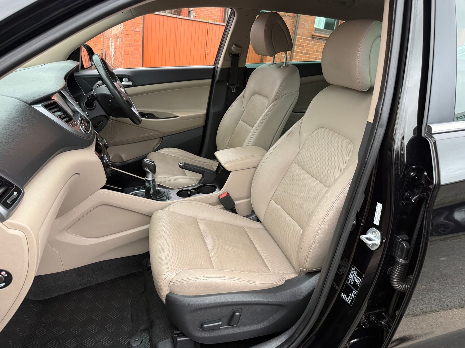 Used Hyundai TUCSON 2015 for sale - 76441811: Photo 30