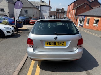 Used Volkswagen Golf 2009 for sale - 78536656: Photo