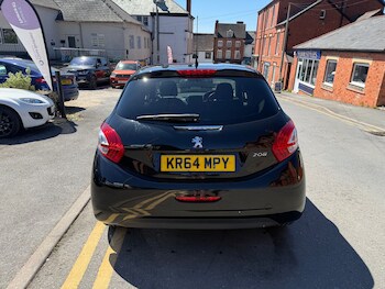 Used Peugeot 208 2014 for sale - 78305616: Photo