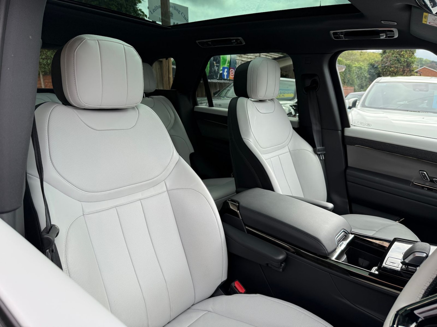 Used Land Rover Range Rover Sport 2025 for sale - 75963352: Photo 13