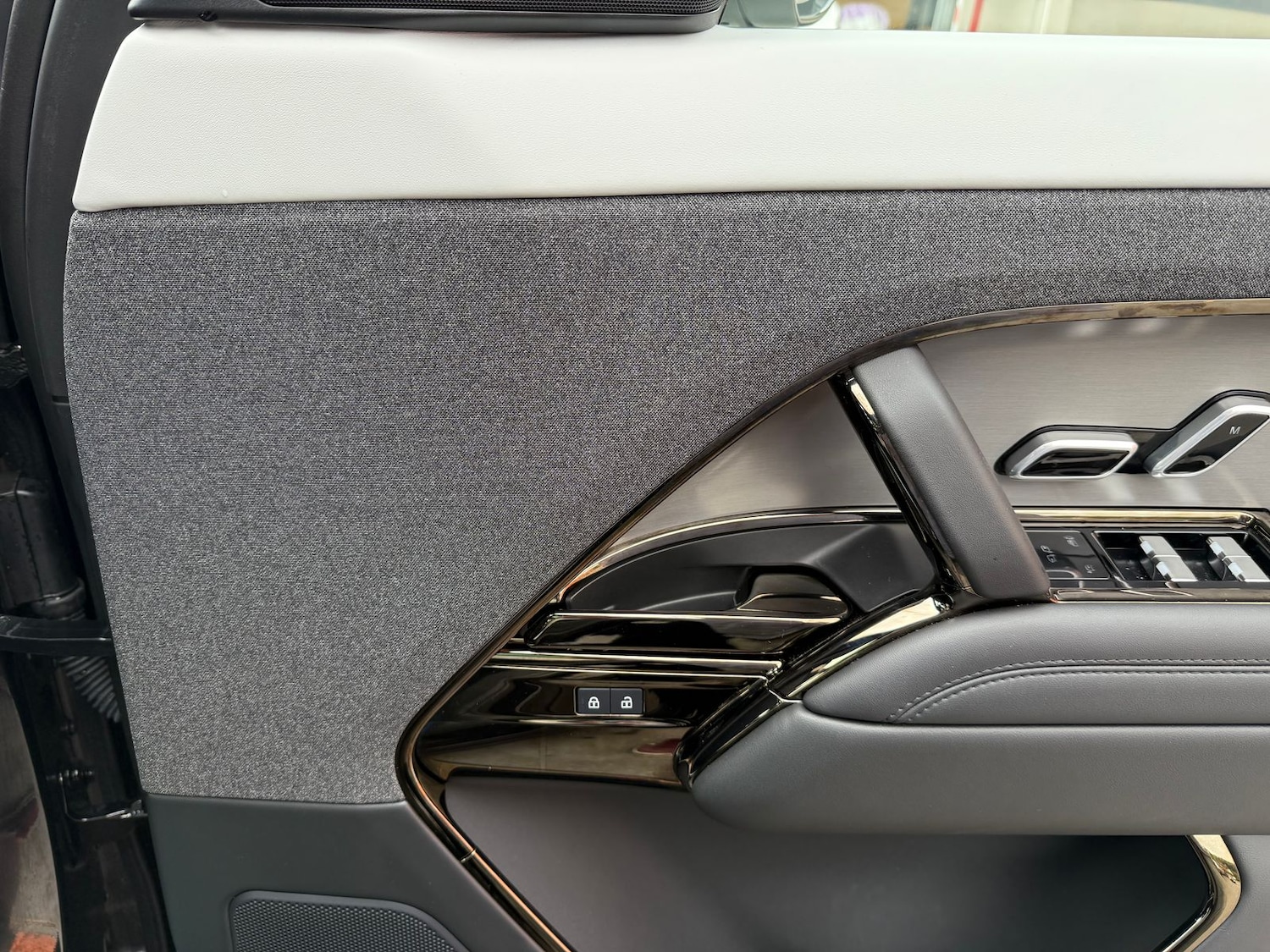 Used Land Rover Range Rover Sport 2025 for sale - 75963352: Photo 32