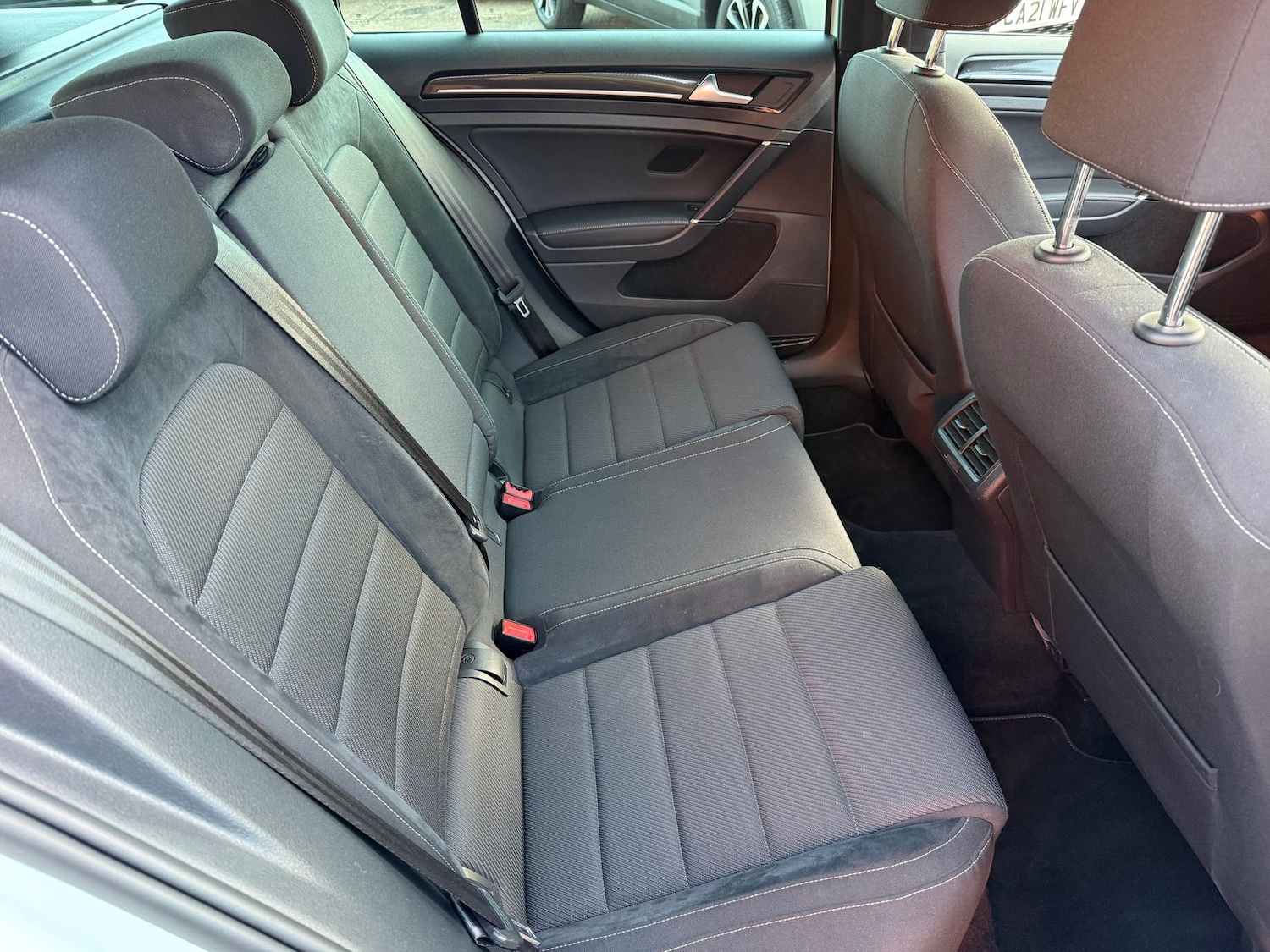 Used Volkswagen Golf 2019 for sale - 76381591: Photo 24