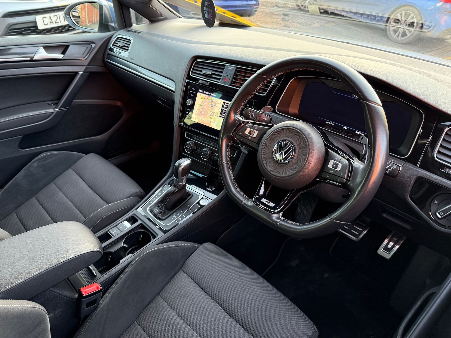 Used Volkswagen Golf 2019 for sale - 76381591: Photo 35