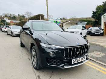 Used Maserati Levante 2016 for sale - 74829200: Photo