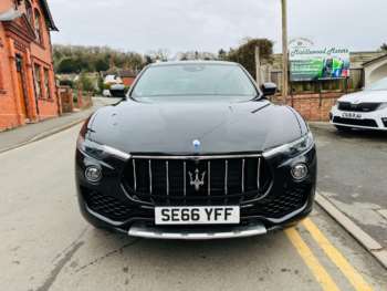 Used Maserati Levante 2016 for sale - 74829200: Photo