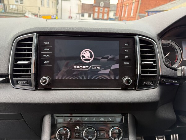 Used Skoda Karoq 2019 for sale - 76190880: Photo 20