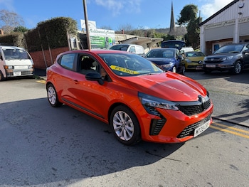 Used Renault Clio 2025 for sale - 79014269: Photo