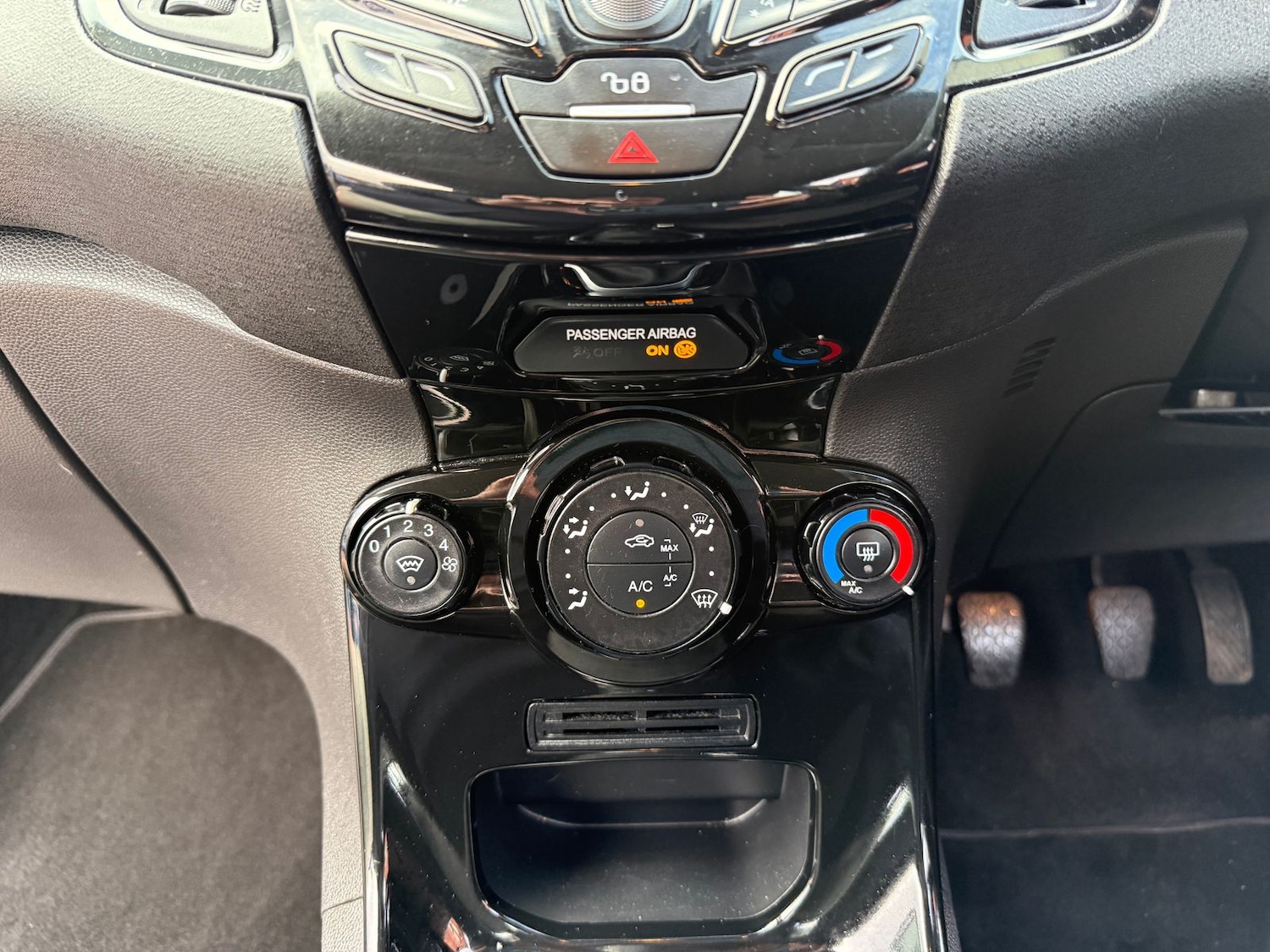 Used Ford Fiesta 2016 for sale - 76400593: Photo 19