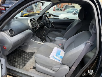 Used Toyota RAV4 2001 for sale - 79329268: Photo