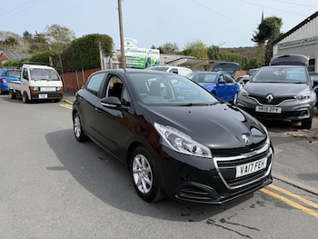 Used Peugeot 208 2017 for sale - 78175833: Photo