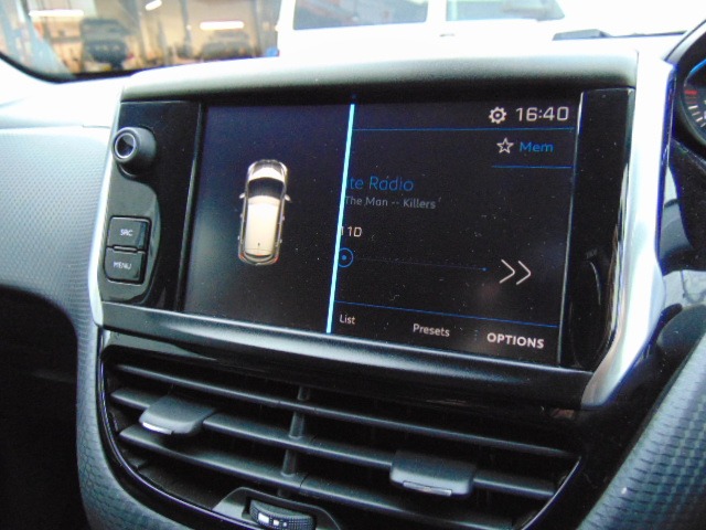 Used Peugeot 2008 2018 for sale - 76450211: Photo 10