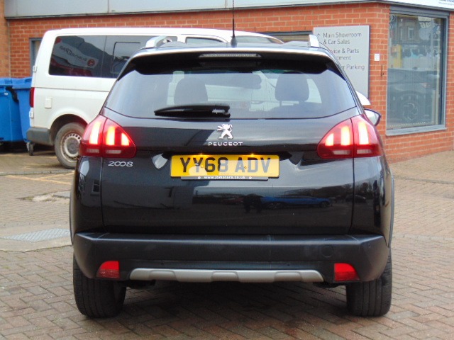 Used Peugeot 2008 2018 for sale - 76450211: Photo 5