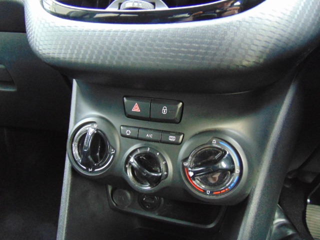 Used Peugeot 2008 2017 for sale - 76860138: Photo 10