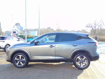 Used Nissan Qashqai 2022 for sale - 76904719: Photo