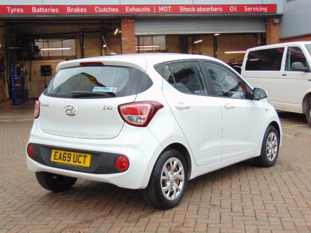 Used Hyundai i10 2019 for sale - 76253024: Photo 4