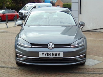 Used Volkswagen Golf 2018 for sale - 76159646: Photo