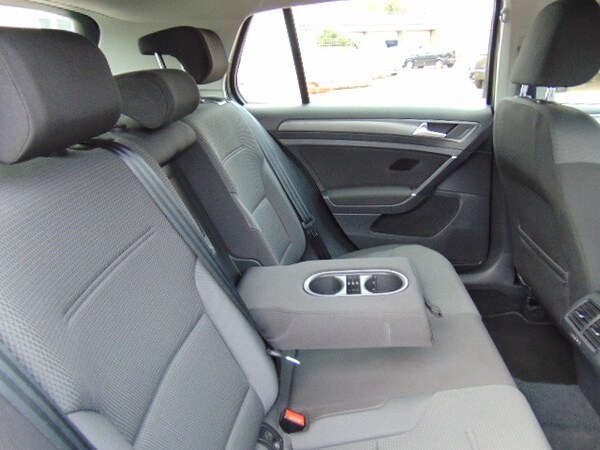 Used Volkswagen Golf 2018 for sale - 76159646: Photo 7