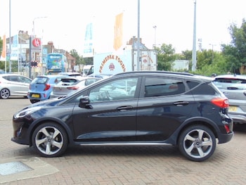 Used Ford Fiesta 2020 for sale - 79458401: Photo