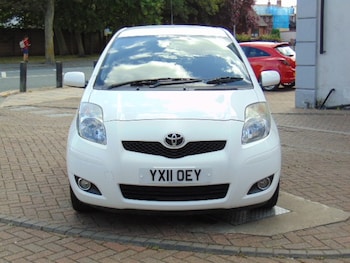Used Toyota Yaris 2011 for sale - 75629404: Photo