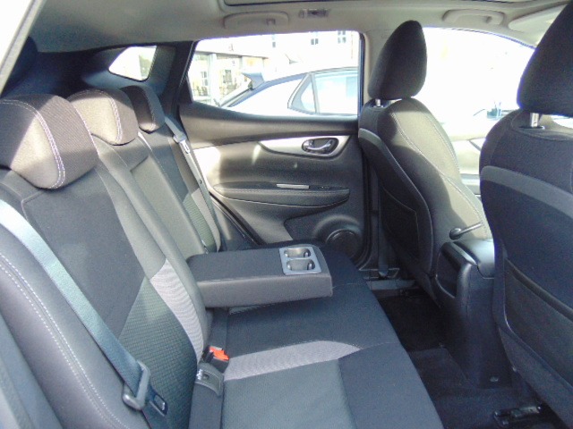 Used Nissan Qashqai 2018 for sale - 76392420: Photo 7