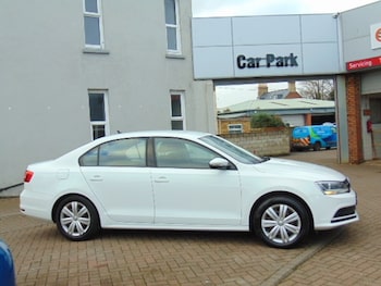 Used Volkswagen Jetta 2015 for sale - 77261475: Photo