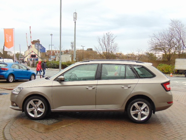 Used Skoda Fabia 2019 for sale - 76707206: Photo 4