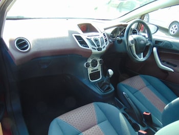 Used Ford Fiesta 2010 for sale - 77606992: Photo