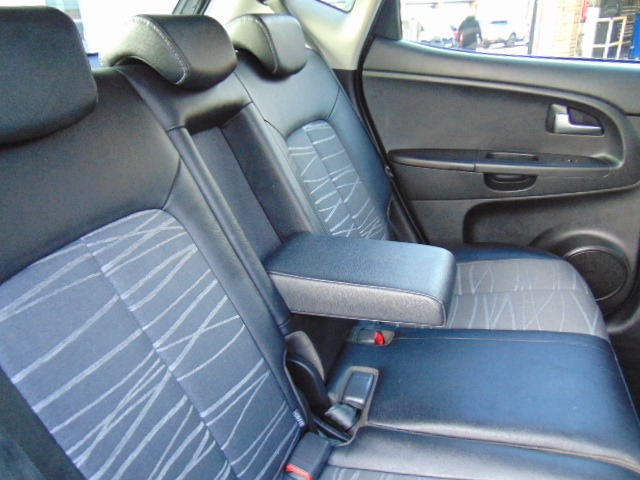 Used Kia Venga 2017 for sale - 76859437: Photo 7