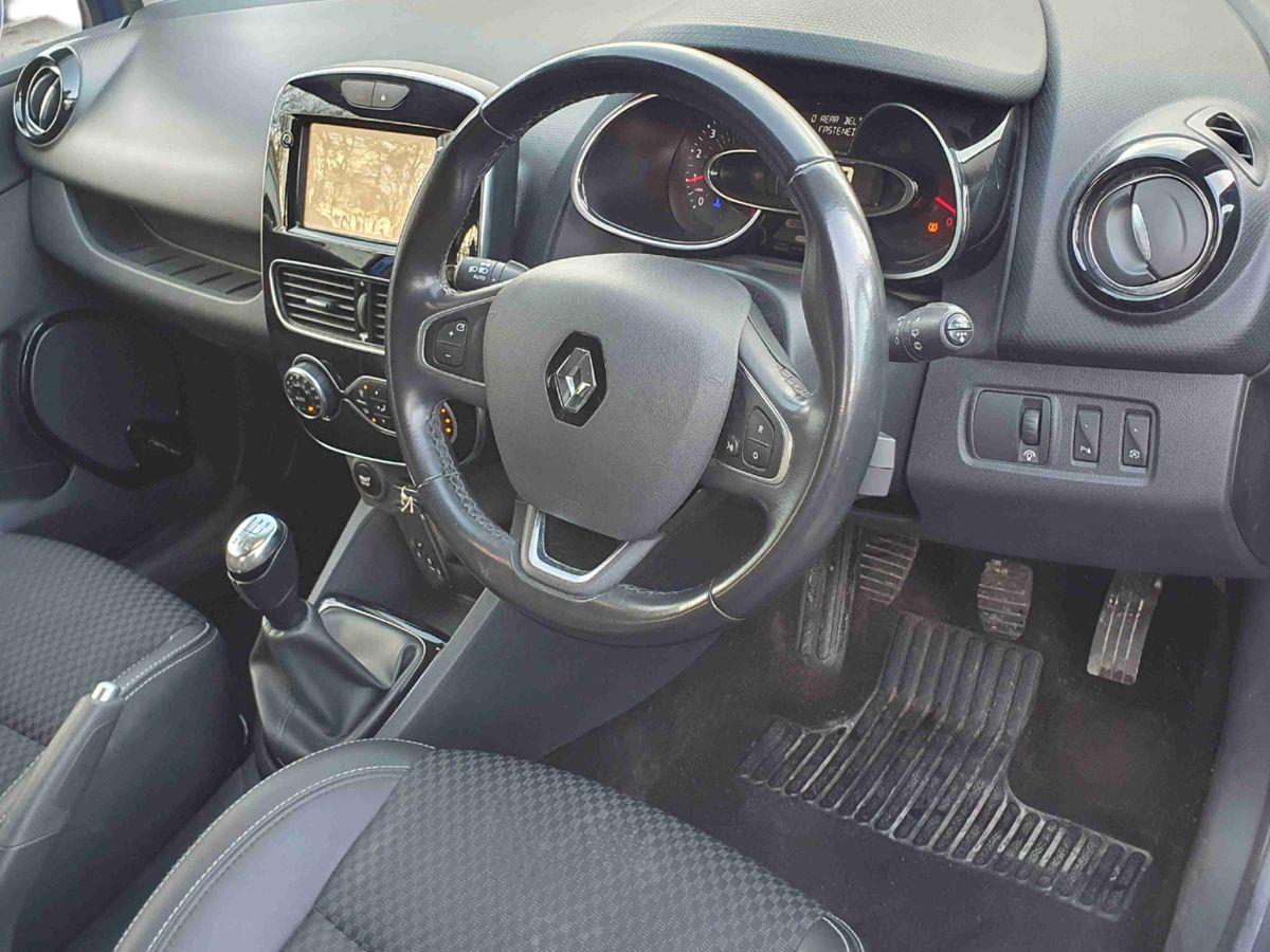 Used Renault Clio 2017 for sale - 76874124: Photo 10