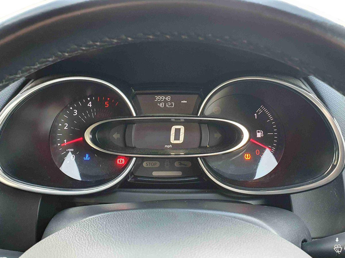 Used Renault Clio 2017 for sale - 76874124: Photo 14