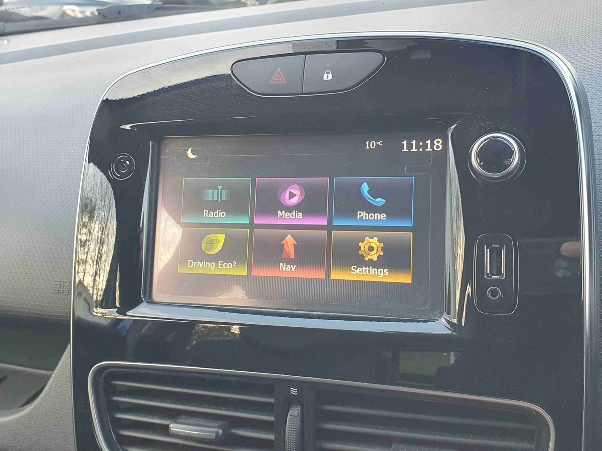 Used Renault Clio 2017 for sale - 76874124: Photo 19