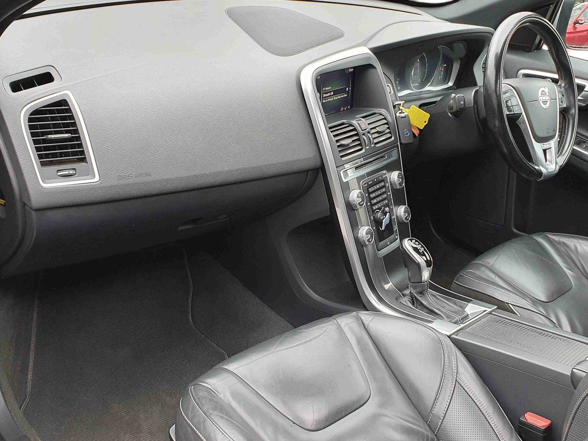 Used Volvo XC60 2017 for sale - 77413802: Photo 15