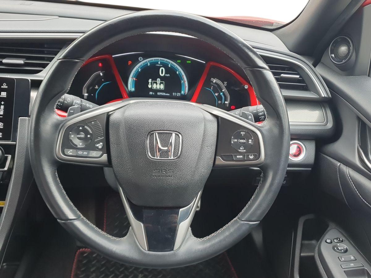 Used Honda Civic 2017 for sale - 76541181: Photo 13