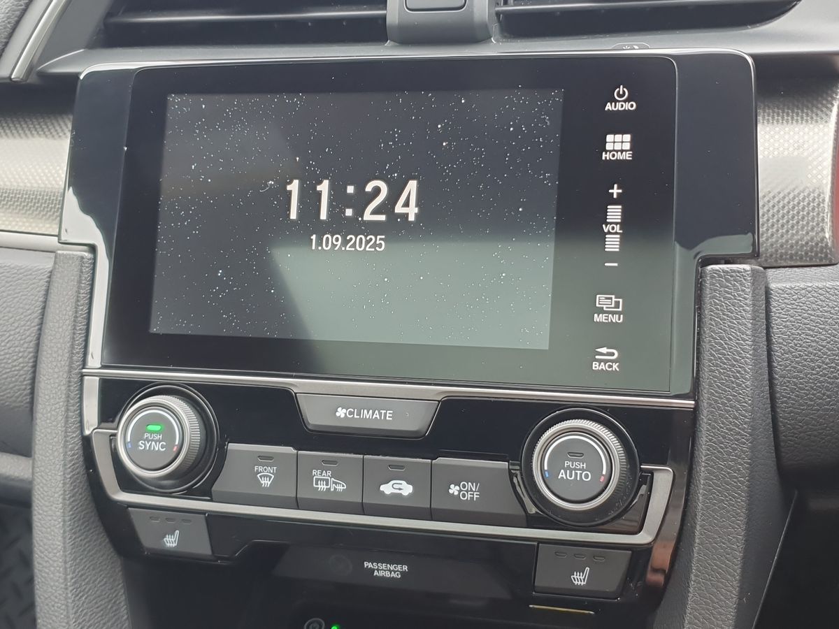 Used Honda Civic 2017 for sale - 76541181: Photo 19