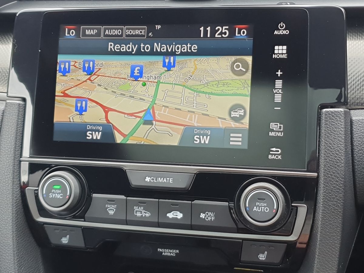 Used Honda Civic 2017 for sale - 76541181: Photo 24