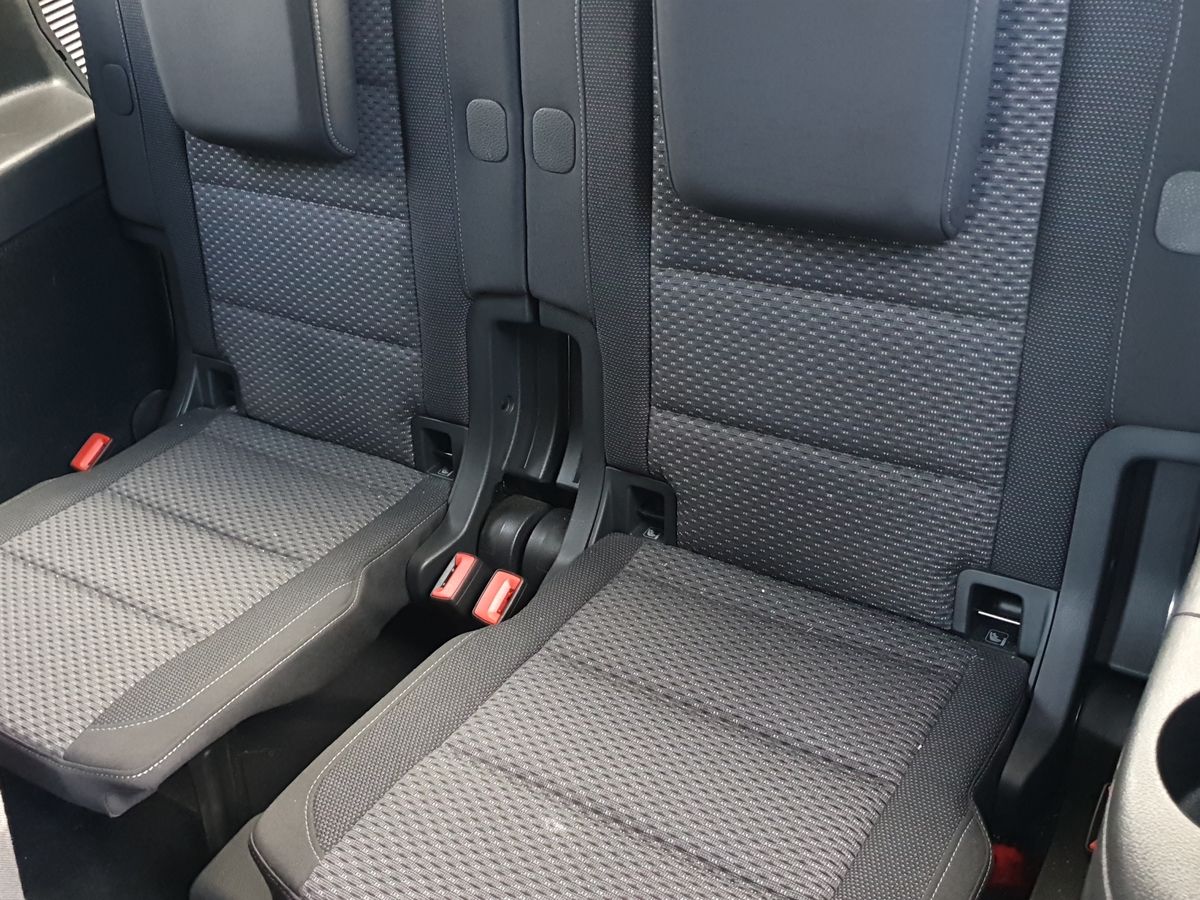 Used Volkswagen Touran 2017 for sale - 76609542: Photo 21