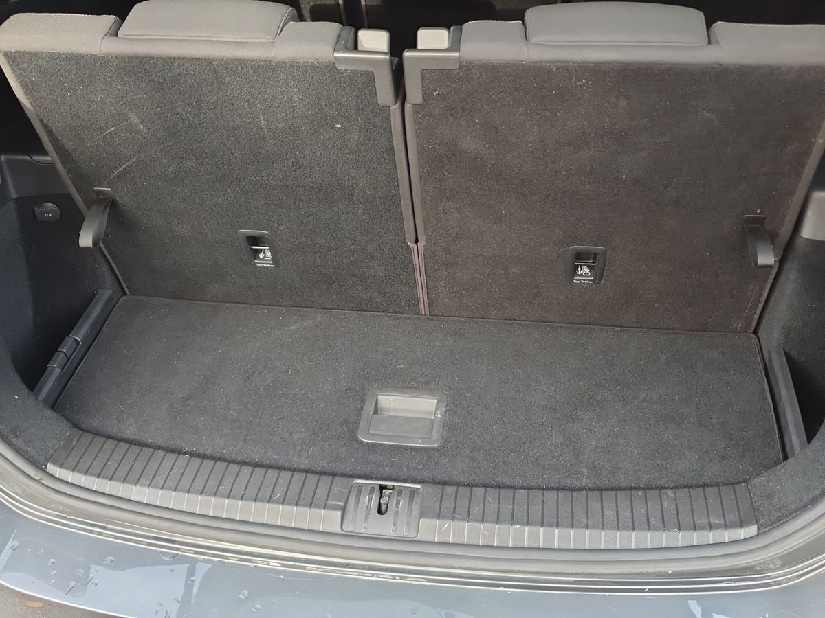 Used Volkswagen Touran 2017 for sale - 76609542: Photo 22