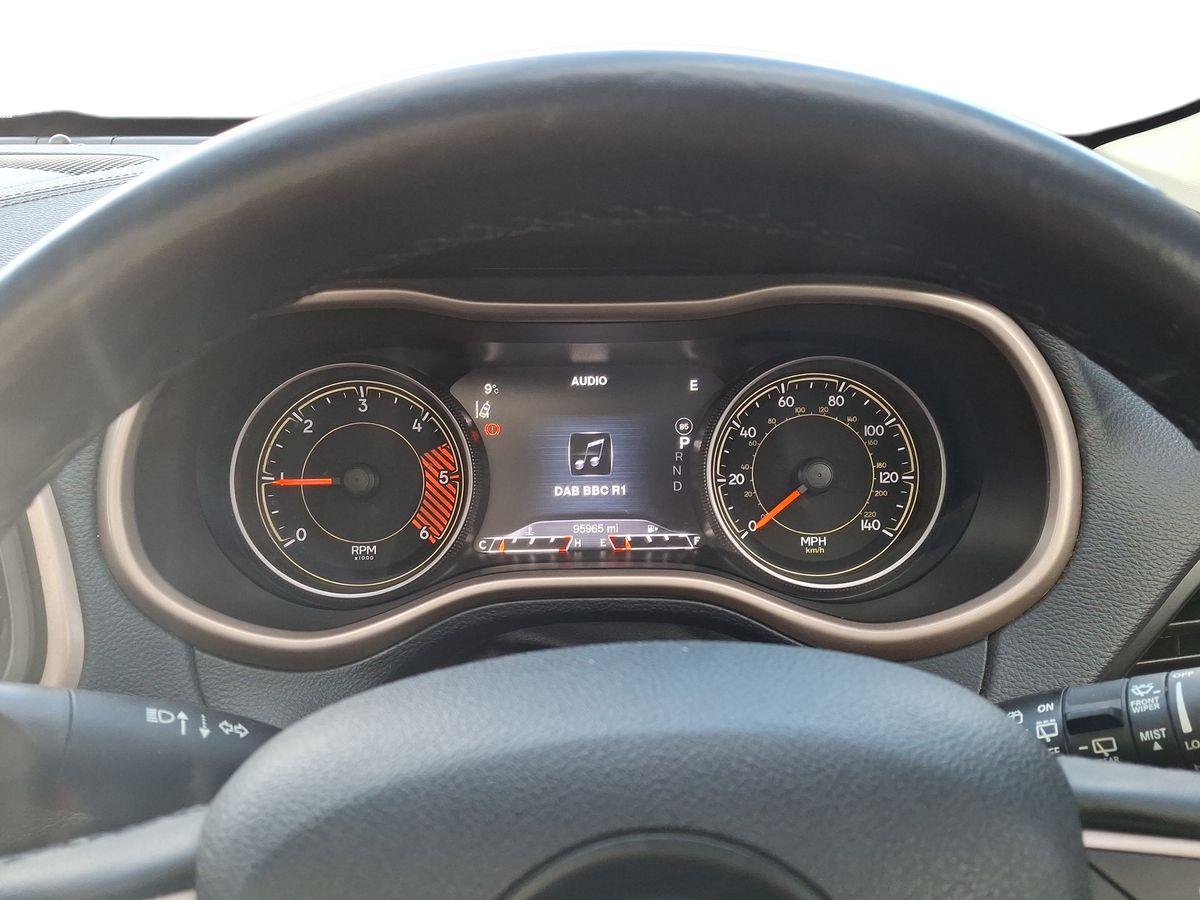 Used Jeep Cherokee 2015 for sale - 77855760: Photo 14