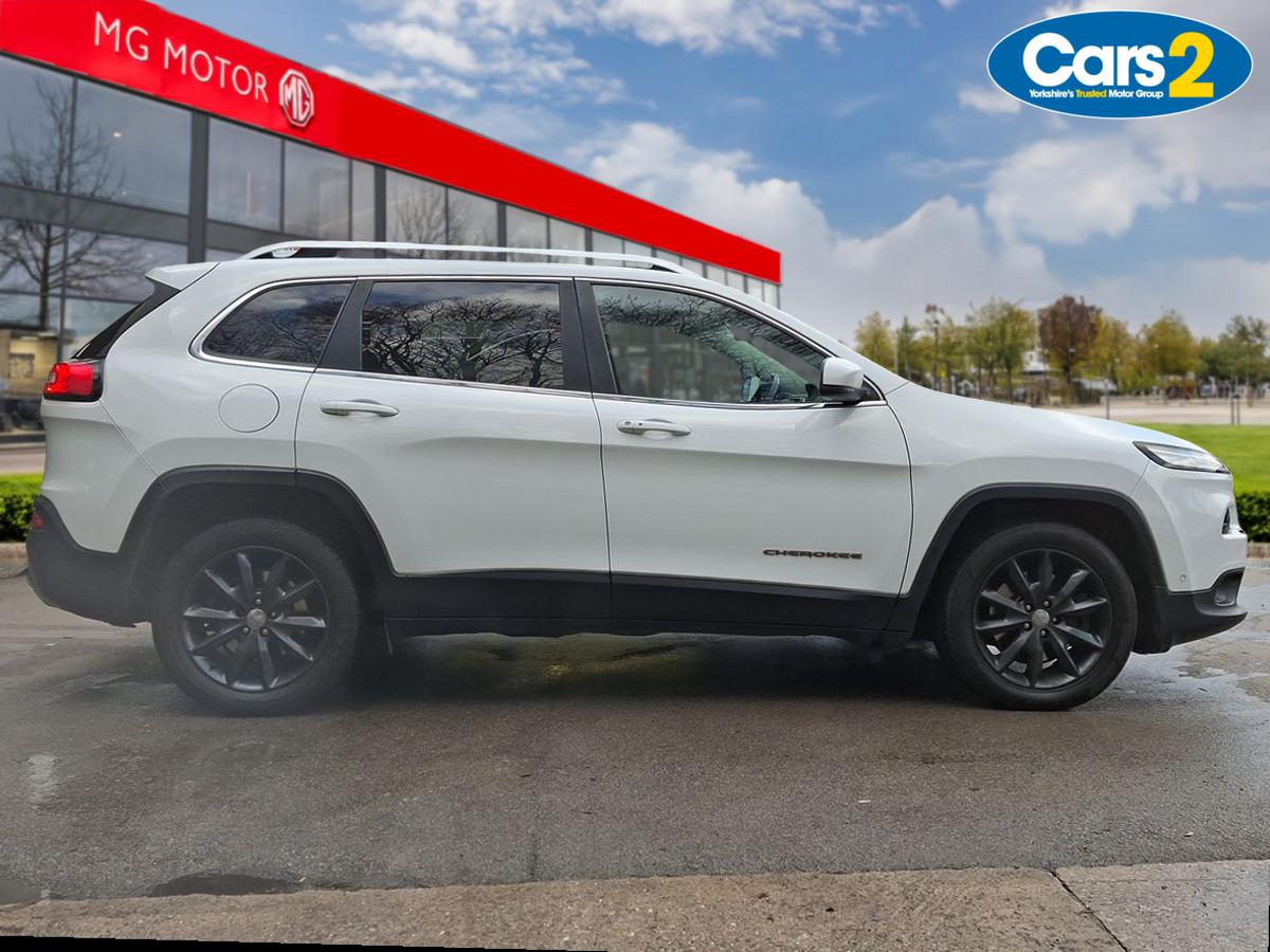 Used Jeep Cherokee 2015 for sale - 77855760: Photo 2