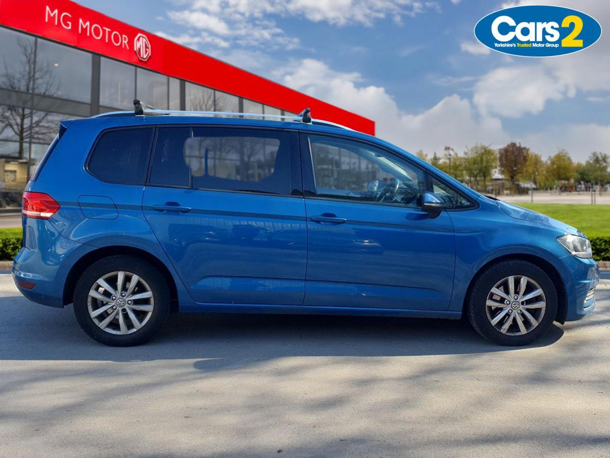 Used Volkswagen Touran 2017 for sale - 78158589: Photo 2