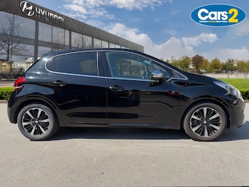 Used Peugeot 208 2018 for sale - 79087755: Photo
