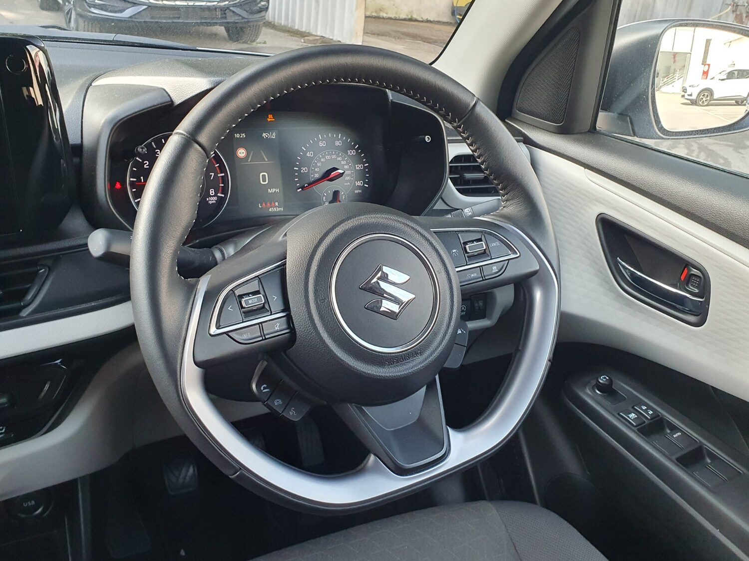 Used Suzuki Swift 2024 for sale - 76541212: Photo 14