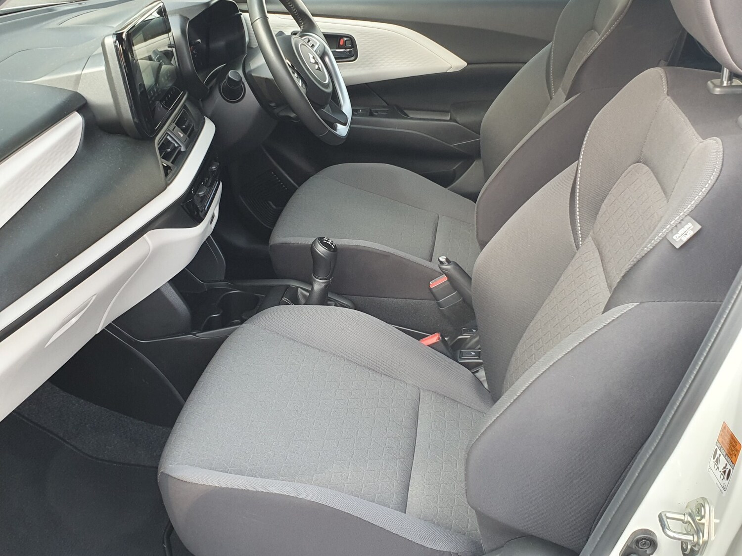 Used Suzuki Swift 2024 for sale - 76541212: Photo 8