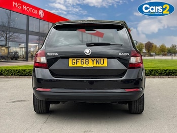 Used Skoda Rapid Spaceback 2018 for sale - 79502193: Photo
